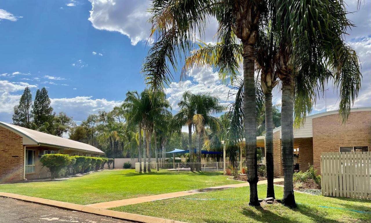 Mulga Country Motor Inn Σαρλβίλ Εξωτερικό φωτογραφία