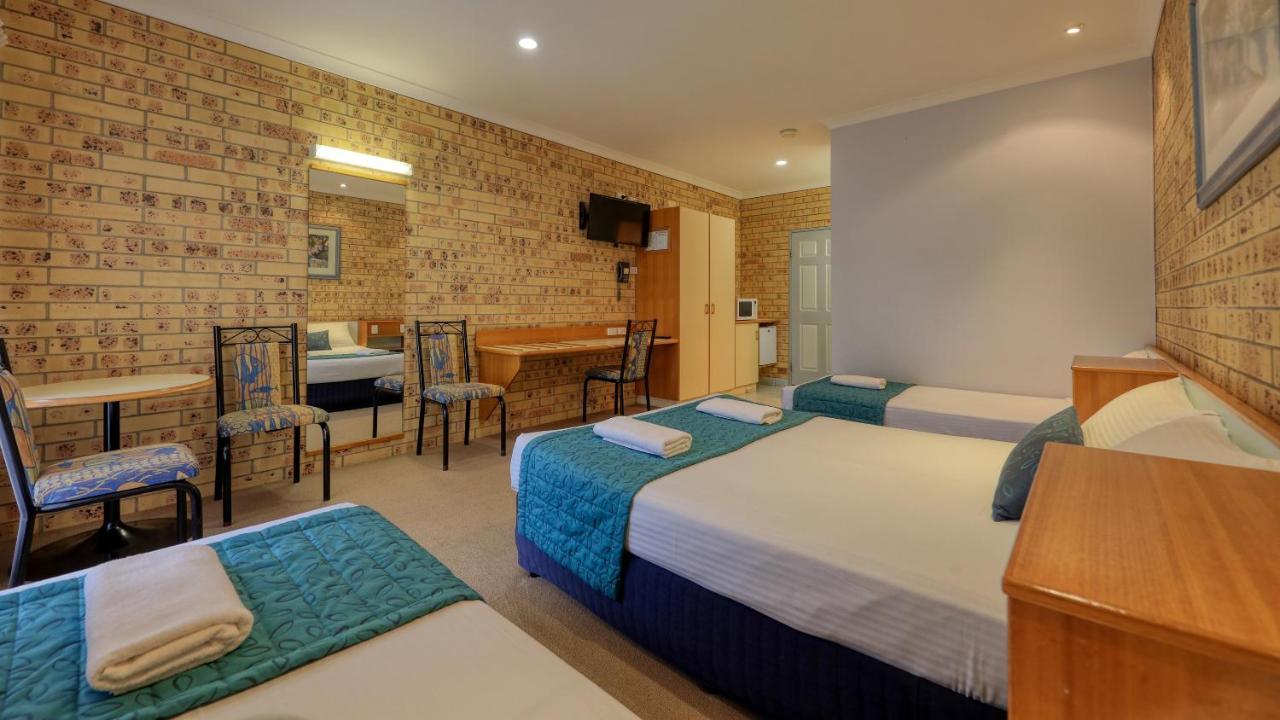 Mulga Country Motor Inn Σαρλβίλ Εξωτερικό φωτογραφία