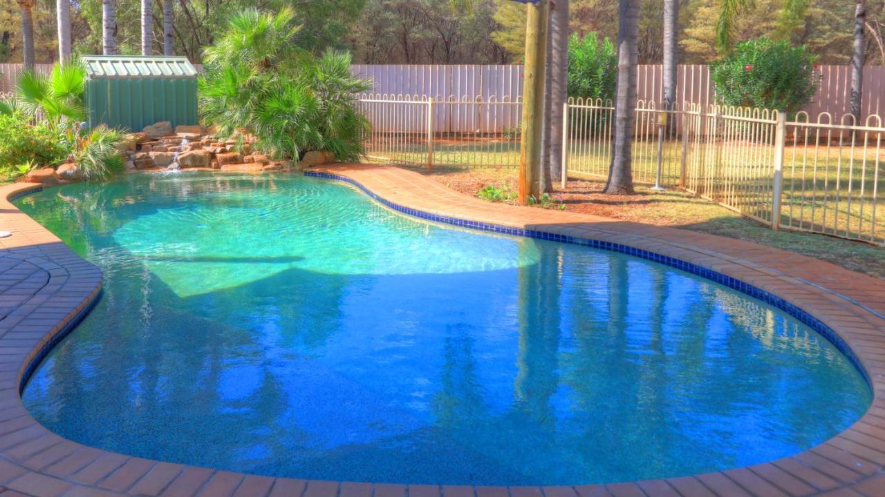 Mulga Country Motor Inn Σαρλβίλ Εξωτερικό φωτογραφία