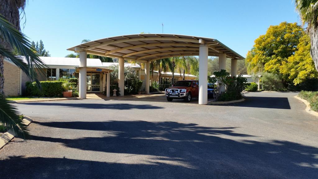 Mulga Country Motor Inn Σαρλβίλ Εξωτερικό φωτογραφία