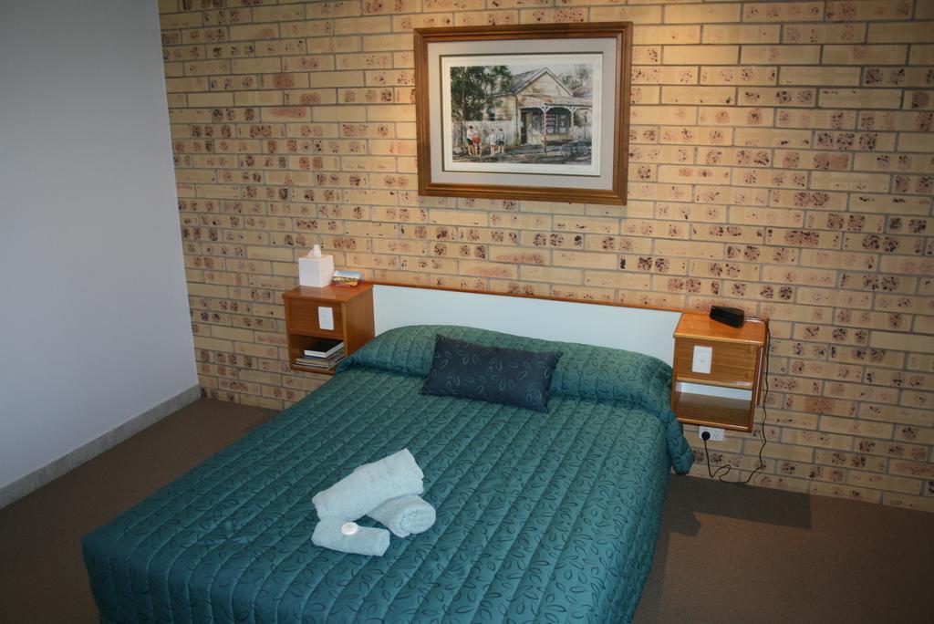 Mulga Country Motor Inn Σαρλβίλ Εξωτερικό φωτογραφία