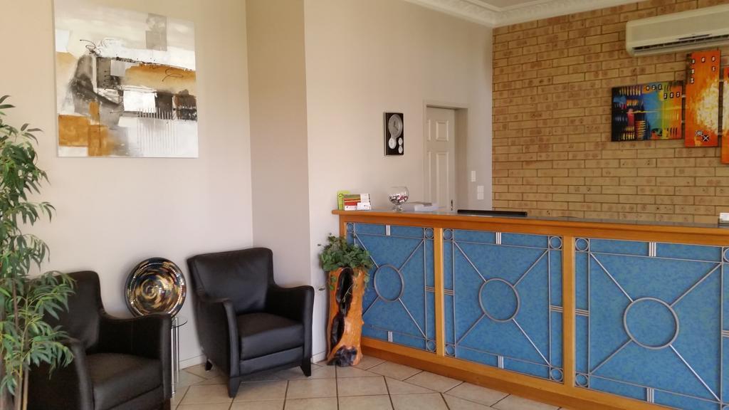 Mulga Country Motor Inn Σαρλβίλ Εξωτερικό φωτογραφία