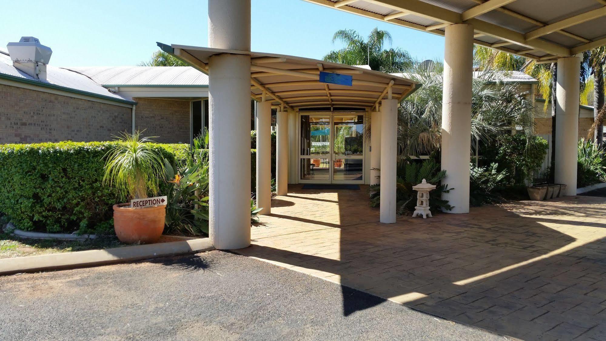 Mulga Country Motor Inn Σαρλβίλ Εξωτερικό φωτογραφία
